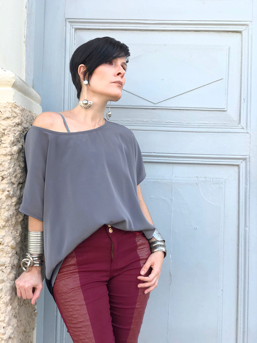 Calça sales couro vinho