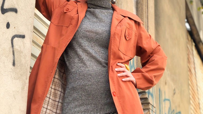 LOOK TRENCH COAT E CALÇA XADREZ